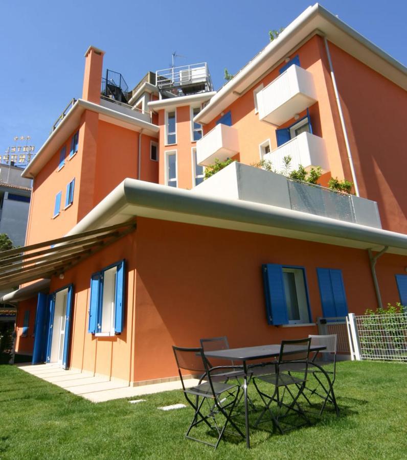 Aparthotel Gioia Caorle Bagian luar foto